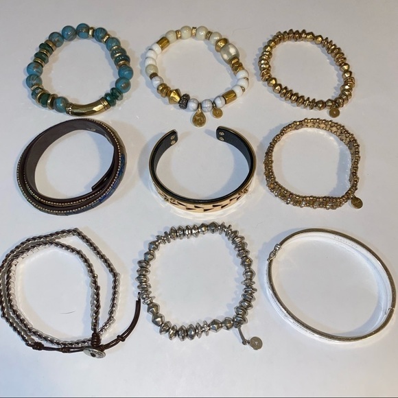 Stella & Dot Cuff Bracelet, gold with black cut outs - Picture 4 of 4